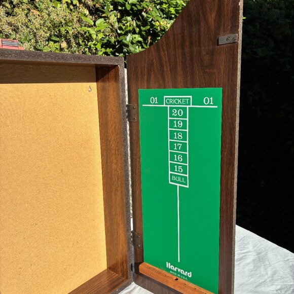 Coors Beer Wood Dartboard Wooden Cabinet Game Room Bar Pub Mancave - Picture 4 of 9